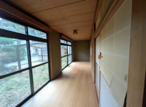 福山市、中古一戸建てのバルコニー画像です