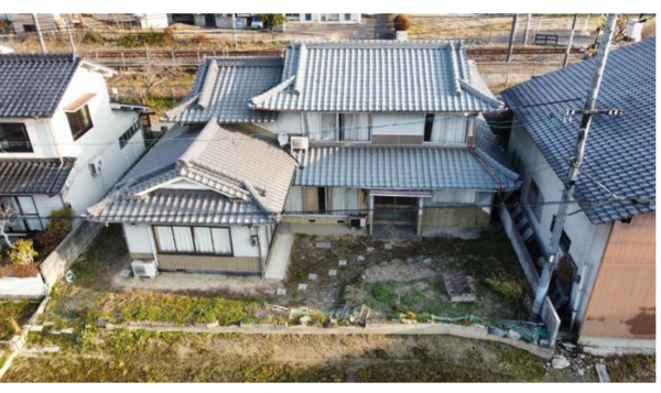 福山市新市町大字戸手、中古一戸建ての外観画像です