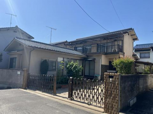 福山市神辺町字道上、中古一戸建ての外観画像です