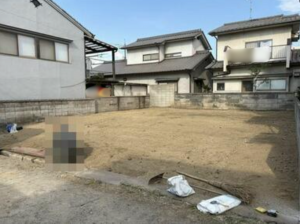 福山市川口町、土地の前面道路を含む現地写真画像です
