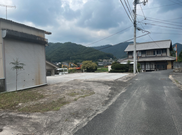 福山市加茂町字芦原、収益物件/倉庫の画像です