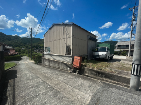 福山市加茂町字芦原、収益物件/倉庫の画像です