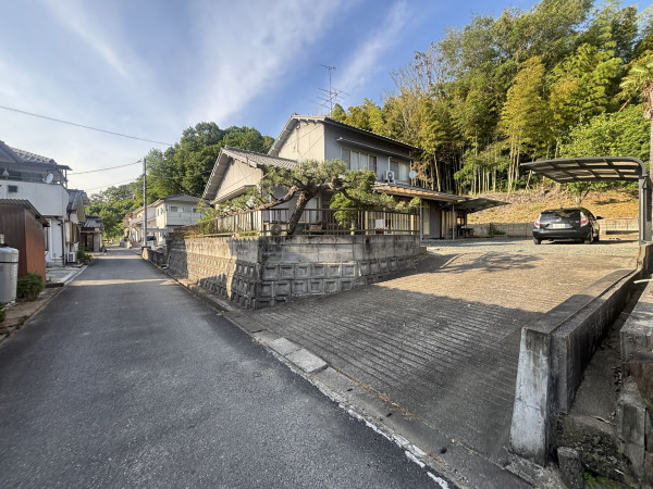 福山市加茂町字上加茂、中古一戸建ての画像です