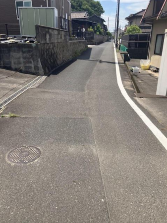 福山市大門町、土地の前面道路を含む現地写真画像です
