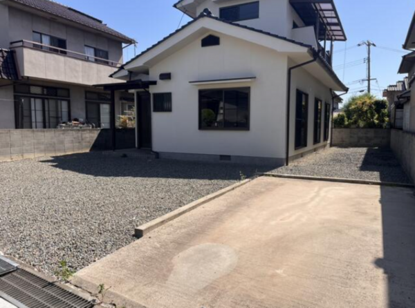 福山市引野町南、中古一戸建ての外観画像です