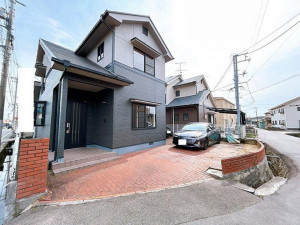 福山市高西町、中古一戸建ての外観画像です