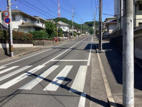 福山市大谷台、土地の前面道路を含む現地写真画像です