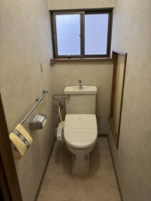 福山市駅家町大字向永谷、中古一戸建てのトイレ画像です