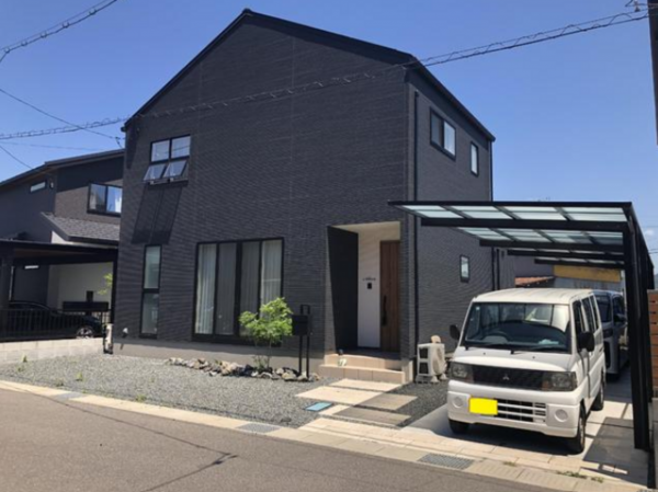 福山市、中古一戸建ての外観画像です