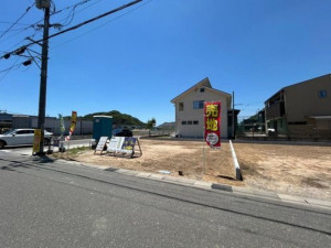 福山市神辺町川南、土地の前面道路を含む現地写真画像です