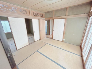 福山市駅家町大字万能倉、中古一戸建ての居間画像です