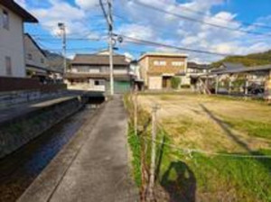 府中市元町、土地の前面道路を含む現地写真画像です