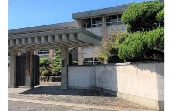 福山市、土地の小学校画像です