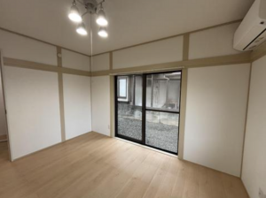 福山市南蔵王町、中古一戸建ての内装画像です