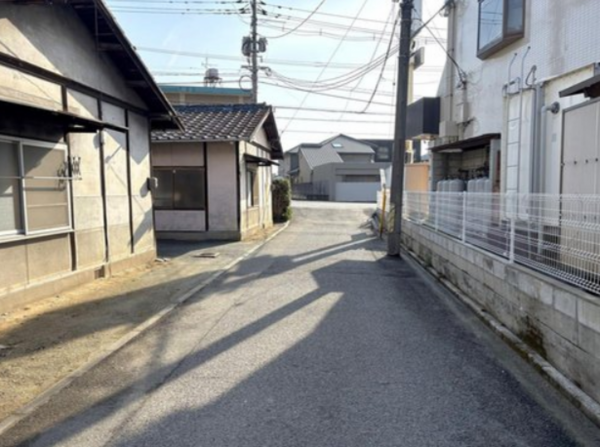 福山市木之庄町、土地の前面道路を含む現地写真画像です