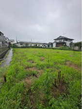 福山市加茂町大字下加茂、土地の前面道路を含む現地写真画像です