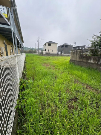 福山市加茂町大字下加茂、土地の前面道路を含む現地写真画像です