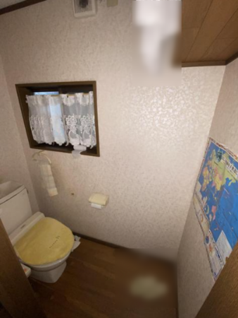 福山市新涯町、中古一戸建てのトイレ画像です