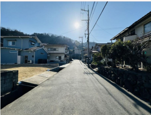 福山市水呑町、土地の前面道路を含む現地写真画像です