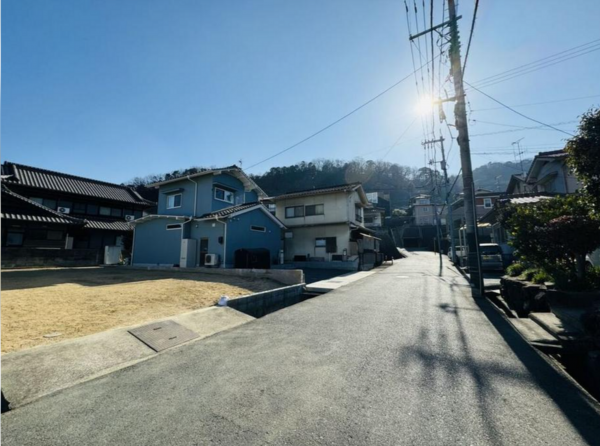 福山市水呑町、土地の前面道路を含む現地写真画像です