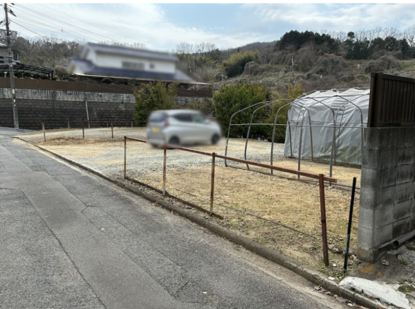 福山市、土地の前面道路を含む現地写真画像です