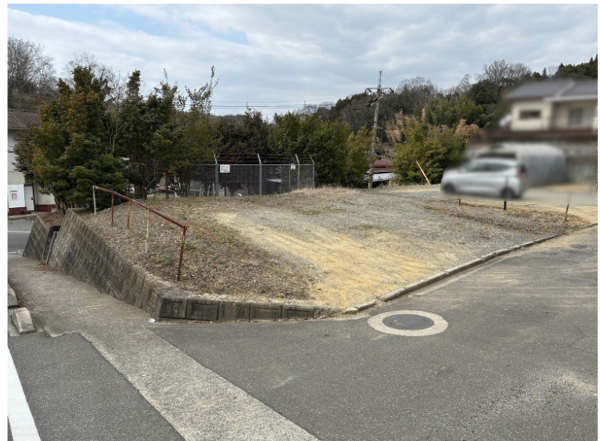 福山市、土地の前面道路を含む現地写真画像です