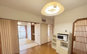 福山市西町、マンションの居間画像です