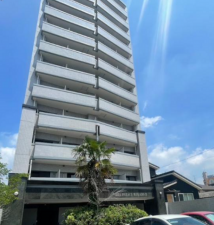 福山市御門町、マンションの外観画像です