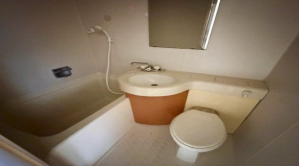 福山市御門町、マンションの風呂画像です