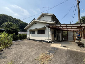 福山市、中古一戸建ての外観画像です