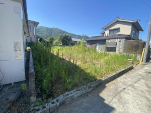 福山市駅家町大字下山守、土地の前面道路を含む現地写真画像です