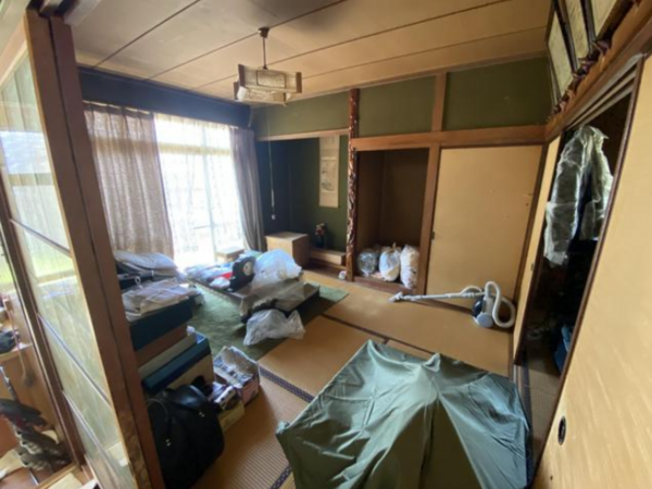 福山市新市町大字上安井、中古一戸建ての内装画像です