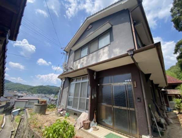 福山市新市町大字上安井、中古一戸建ての外観画像です