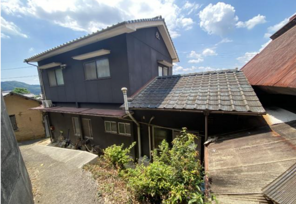福山市新市町大字上安井、中古一戸建ての外観画像です