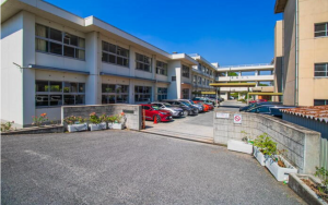 福山市御幸町大字森脇、新築一戸建ての中学校画像です