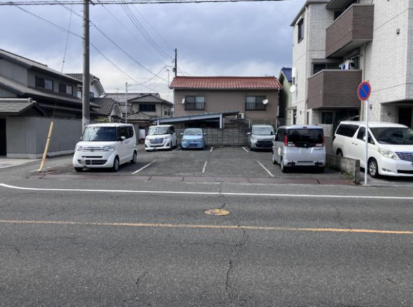 福山市本町、土地の前面道路を含む現地写真画像です