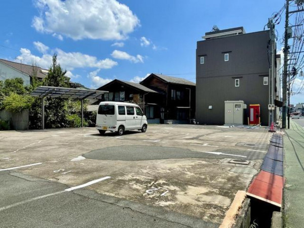 府中市府中町、土地の前面道路を含む現地写真画像です