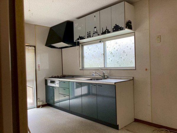 福山市、中古一戸建てのキッチン画像です