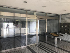 福山市水呑町、マンションのエントランス画像です