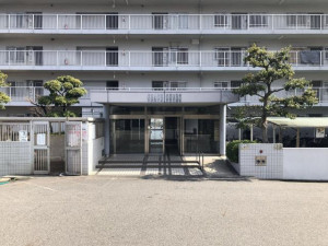 福山市水呑町、マンションのエントランス画像です