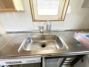 福山市北本庄、中古一戸建てのキッチン画像です