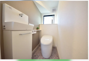 福山市川口町、新築一戸建てのトイレ画像です