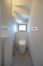 福山市新涯町、土地のトイレ画像です