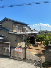 福山市瀬戸町山北、中古一戸建ての外観画像です