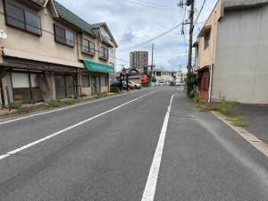 福山市南本庄、土地の前面道路を含む現地写真画像です