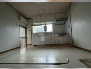 福山市神辺町下御領、中古一戸建てのキッチン画像です