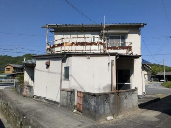 福山市新市町大字新市、土地の画像です