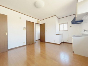 福山市入船町、中古一戸建ての居間画像です