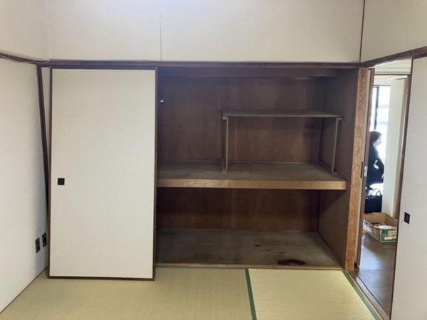 福山市西町、マンションの収納画像です