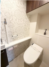 福山市野上町、マンションのトイレ画像です